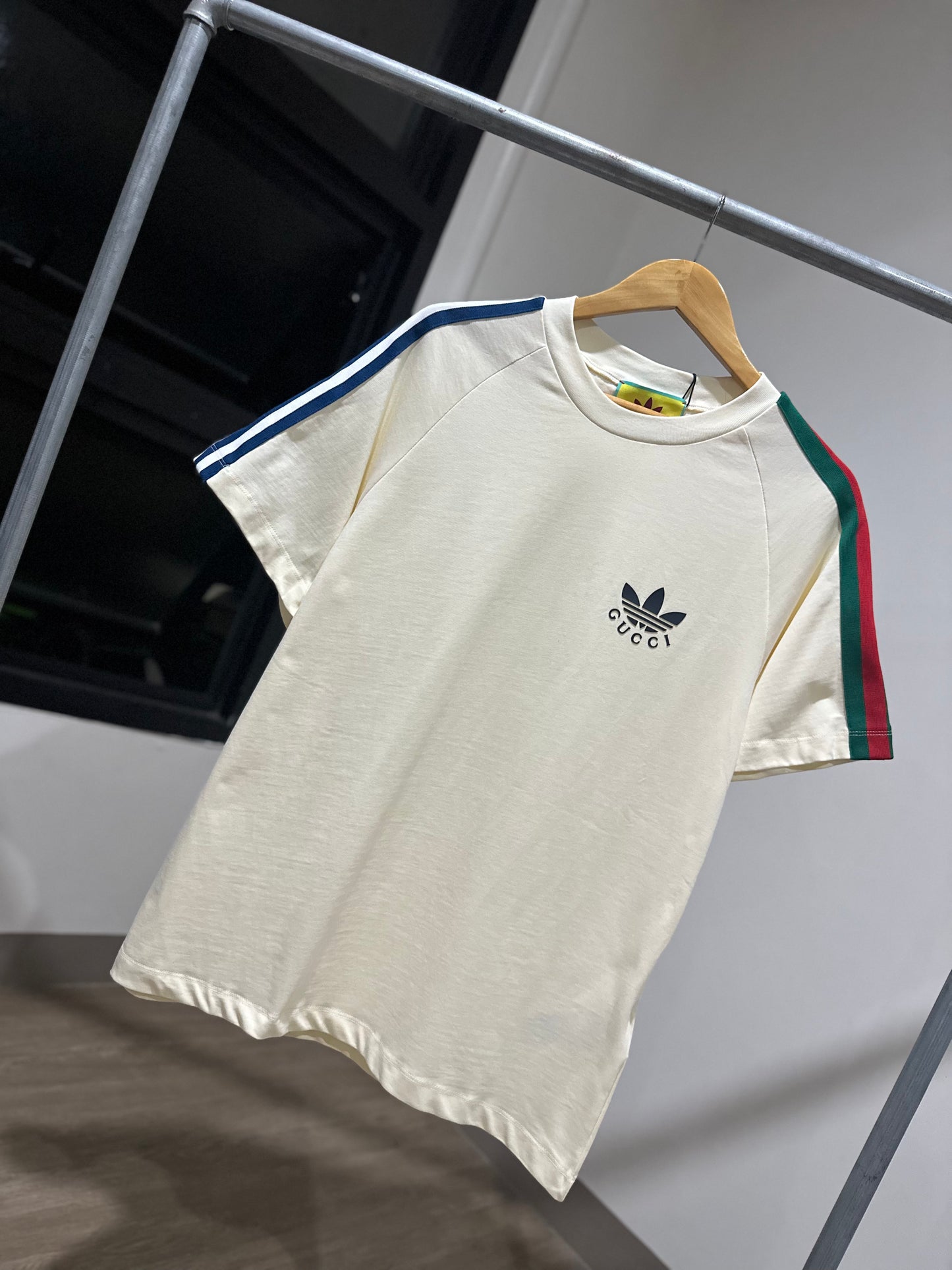 Gucci x Adidas T-Shirt (Cream/Apricot)