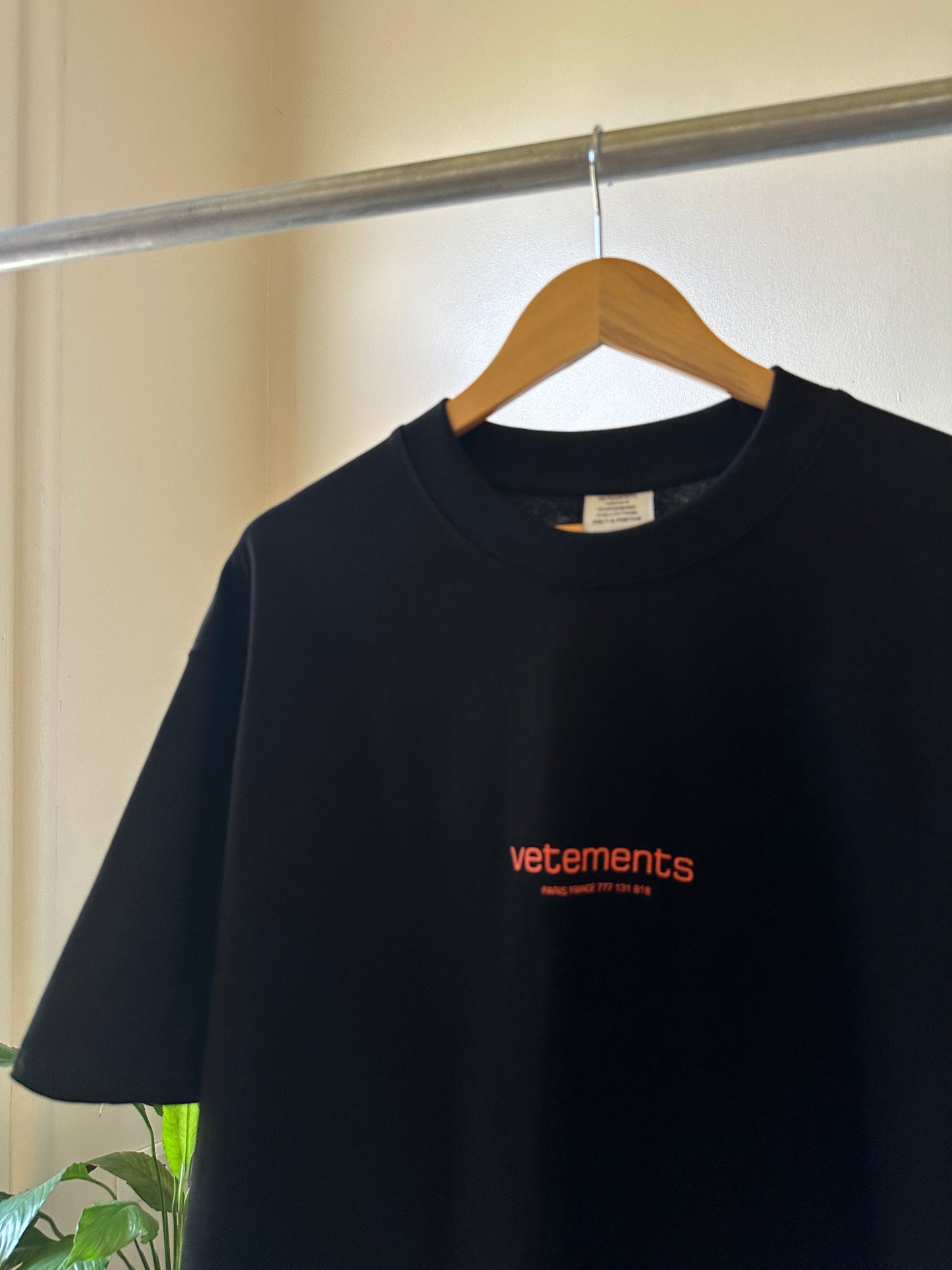 Vetements T-Shirt (Oversized/Black)