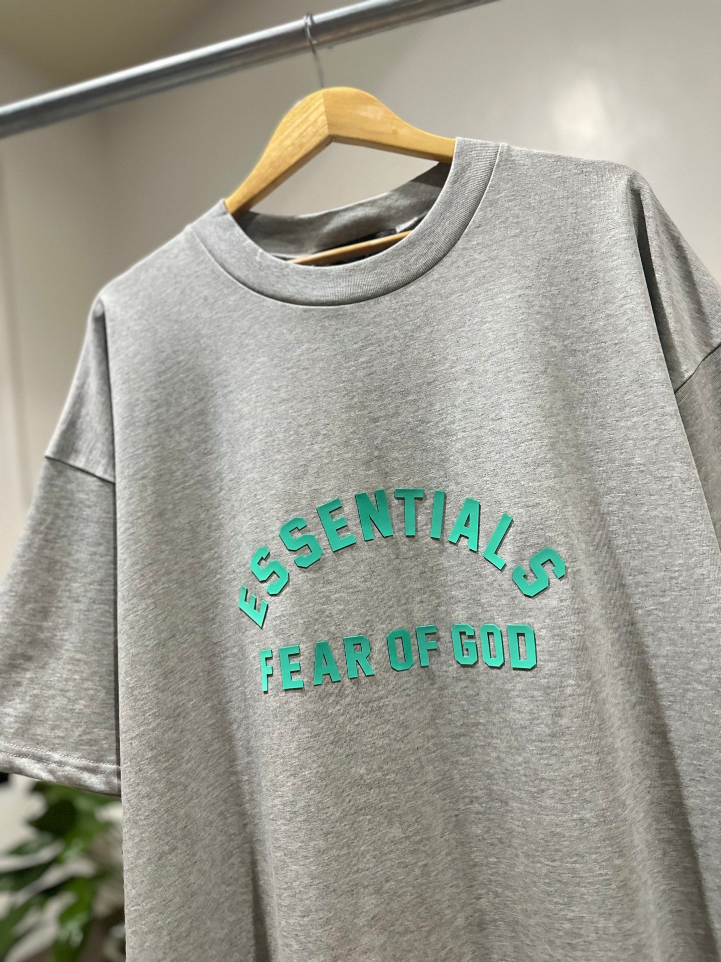 Essentials - Heavy Crewneck (Heather Gray)