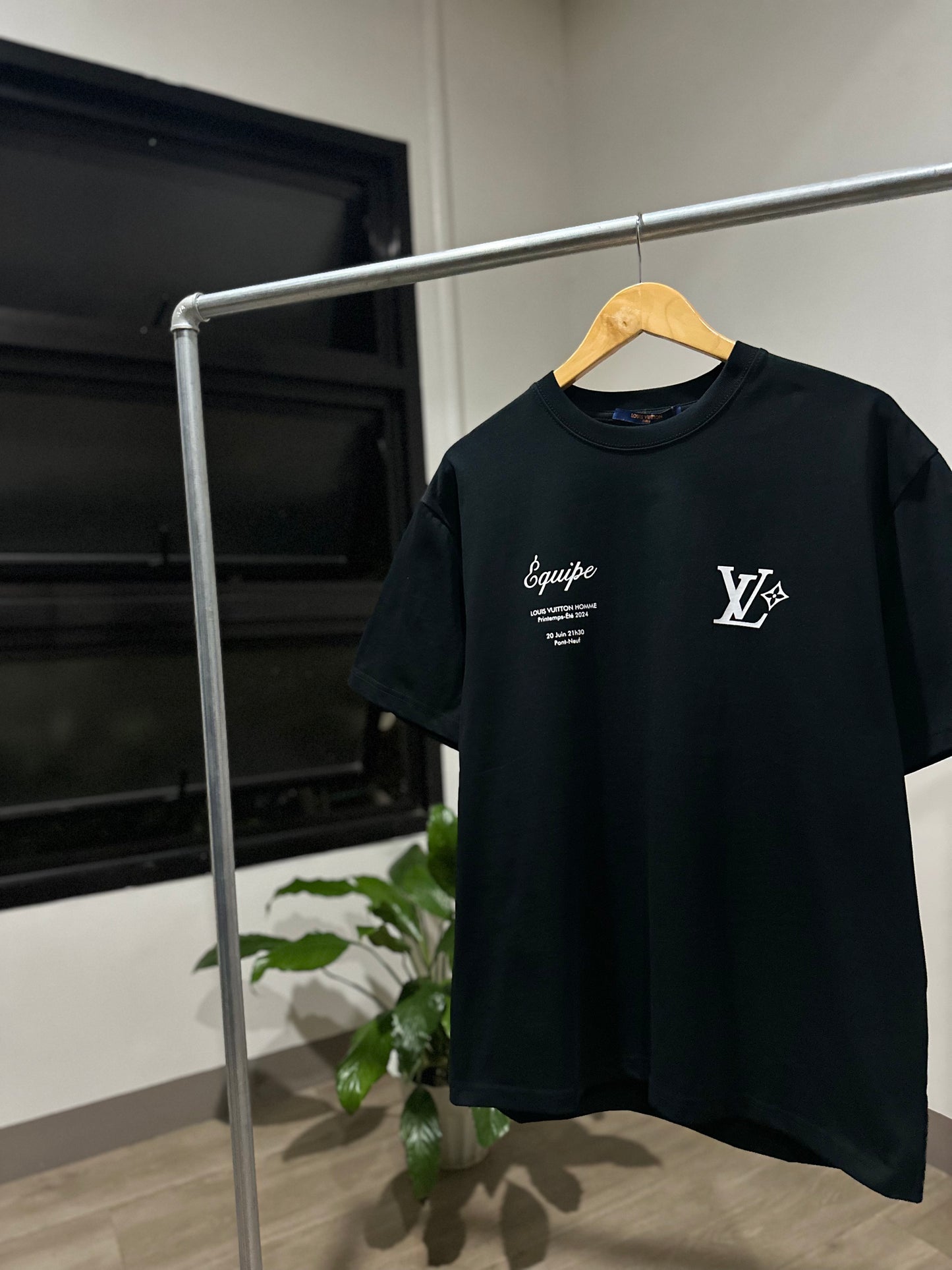 Louis Vuitton Staff T-Shirt (Black)