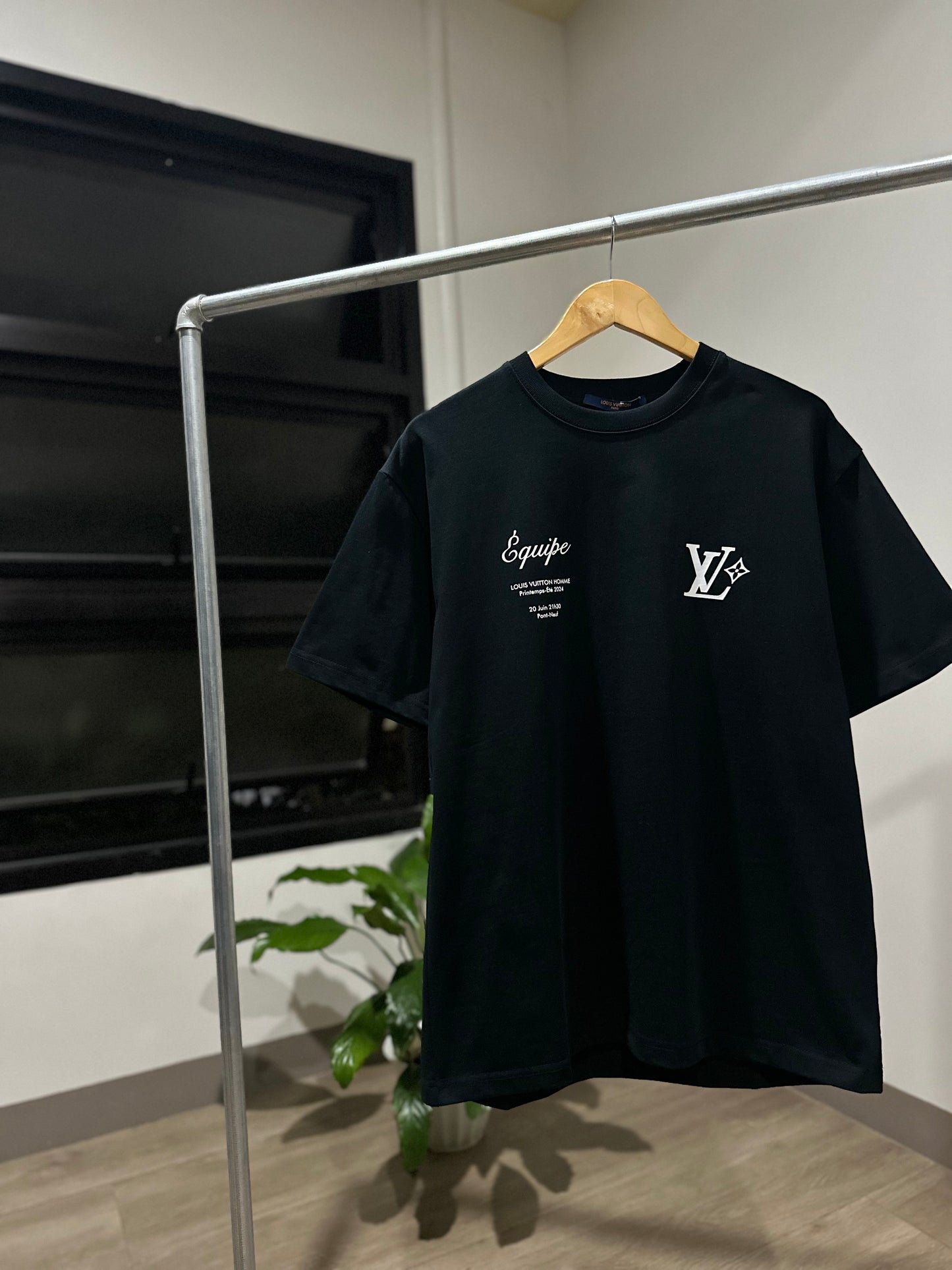 Louis Vuitton Staff T-Shirt (Black)