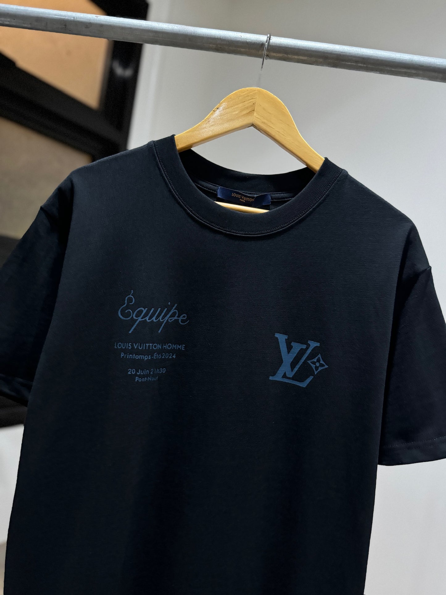 Louis Vuitton Equipe T-Shirt (Black)