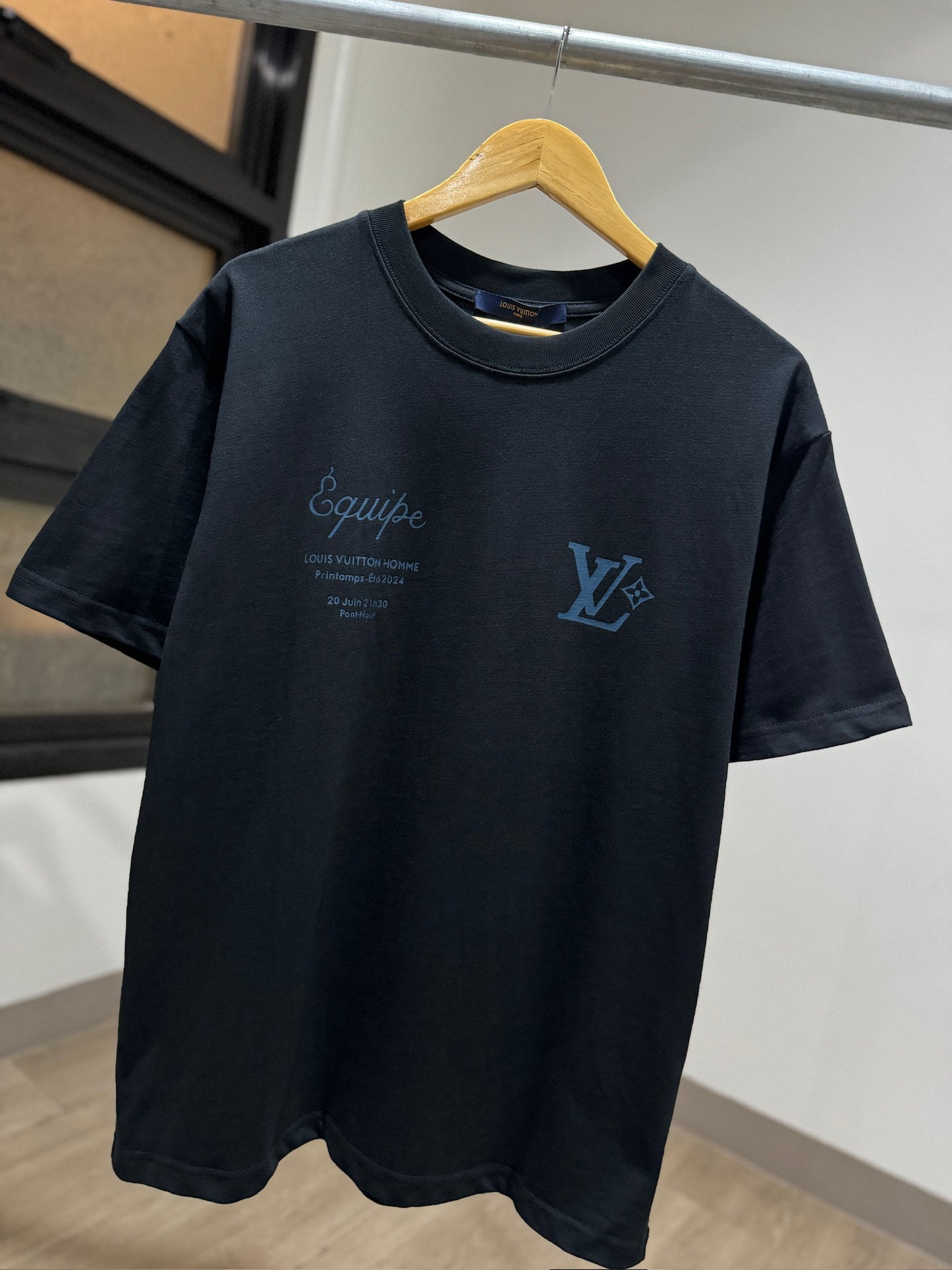 Louis Vuitton Equipe T-Shirt (Black)