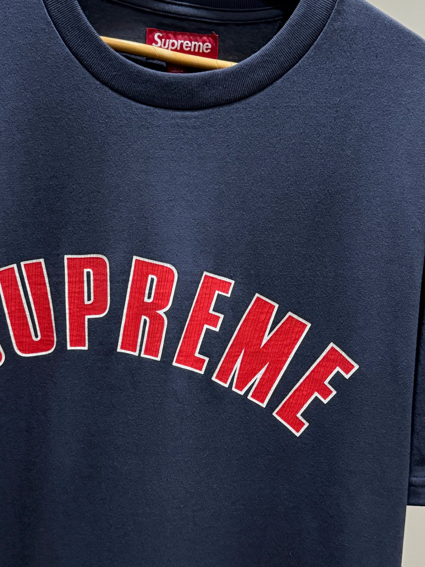 Supreme Cracked Arc Short Sleeved Tee (Navy)