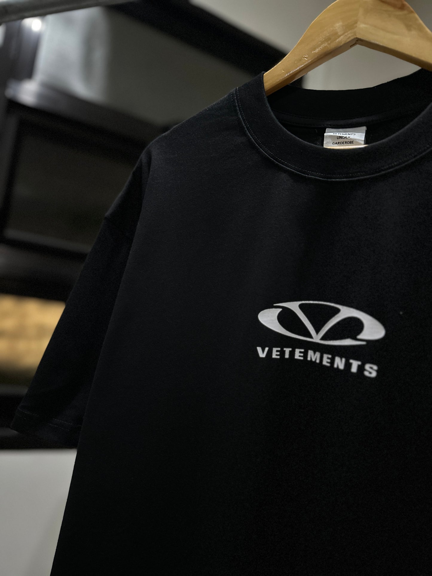 Vetements Logo Print T-Shirt (Black)