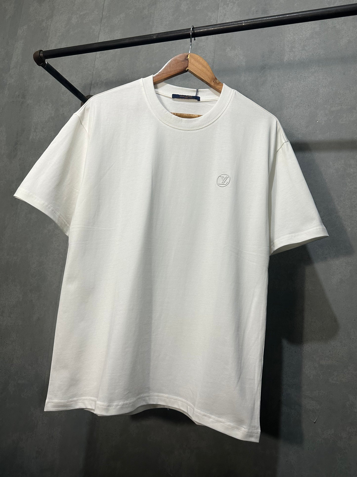 Louis Vuitton Classic T-Shirt (White)