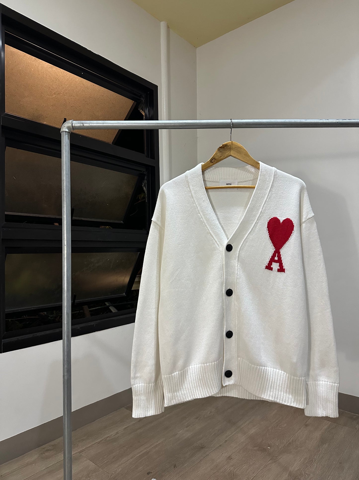 AMI de Coeur Cardigan (White)