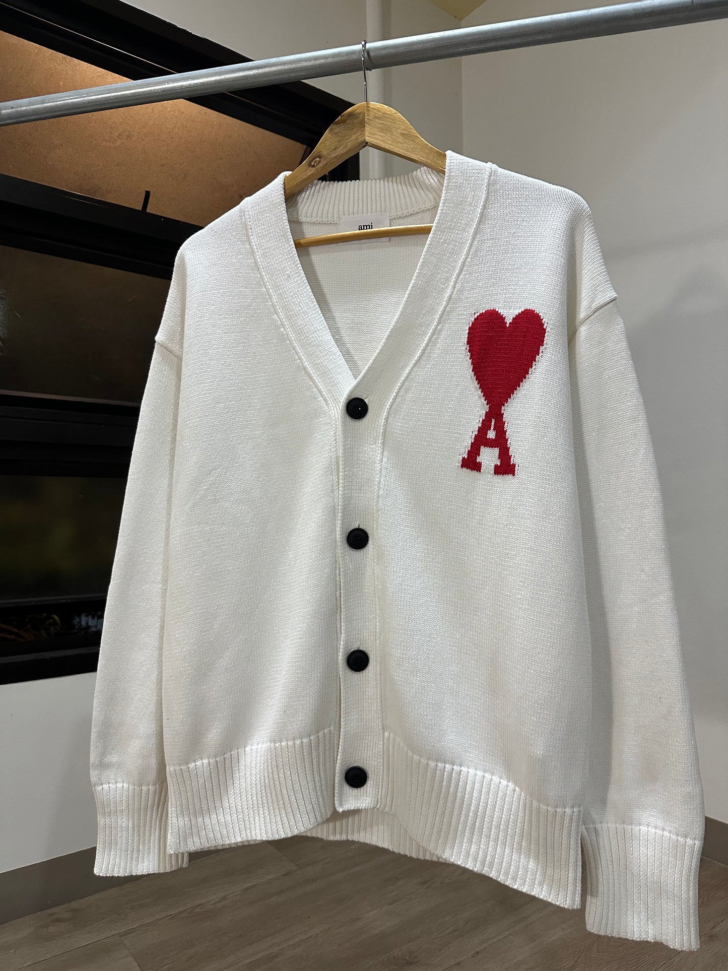 AMI de Coeur Cardigan (White)