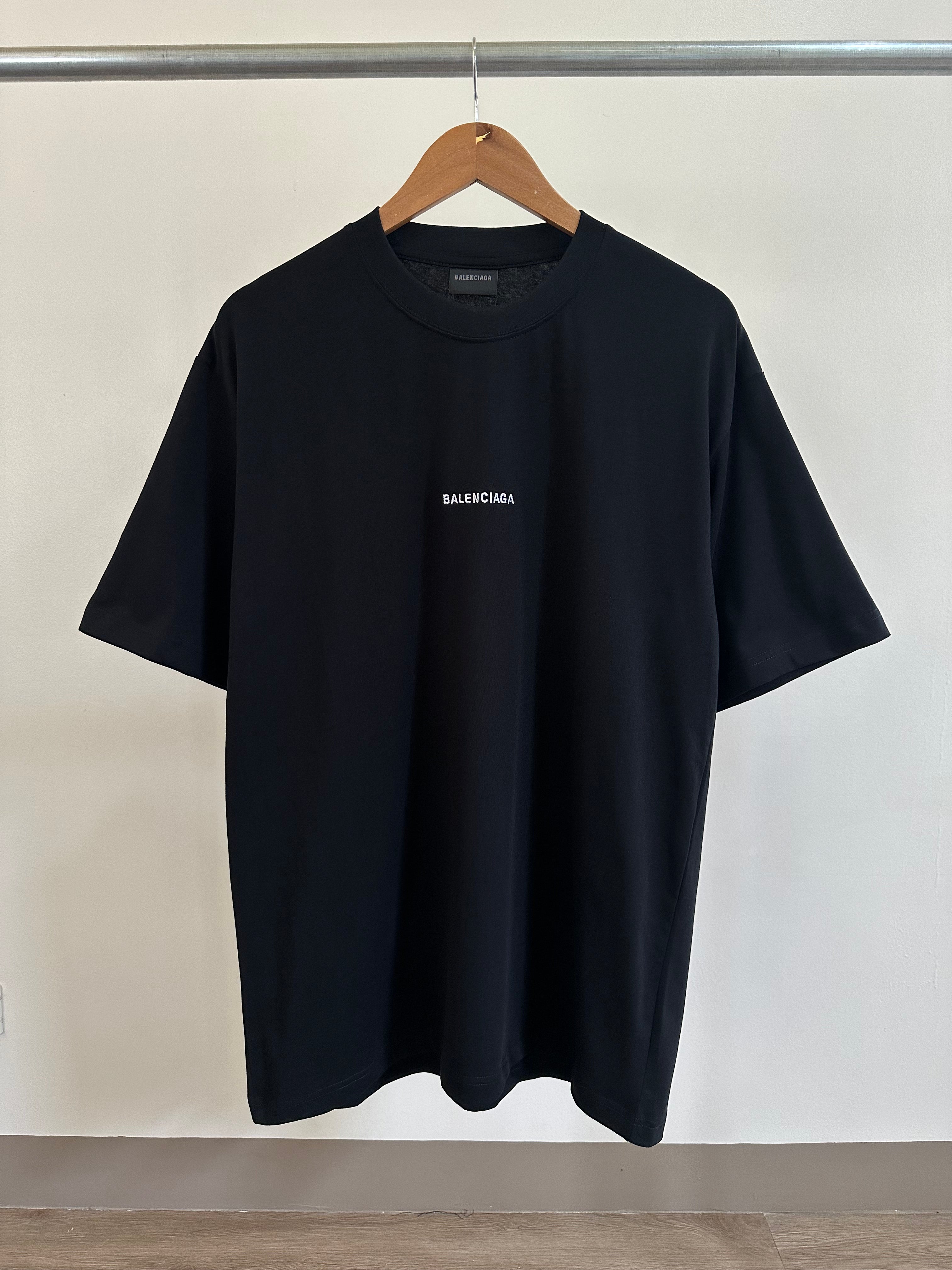 Balenciaga Mid Logo T-Shirt (Black) – Dad from MNL