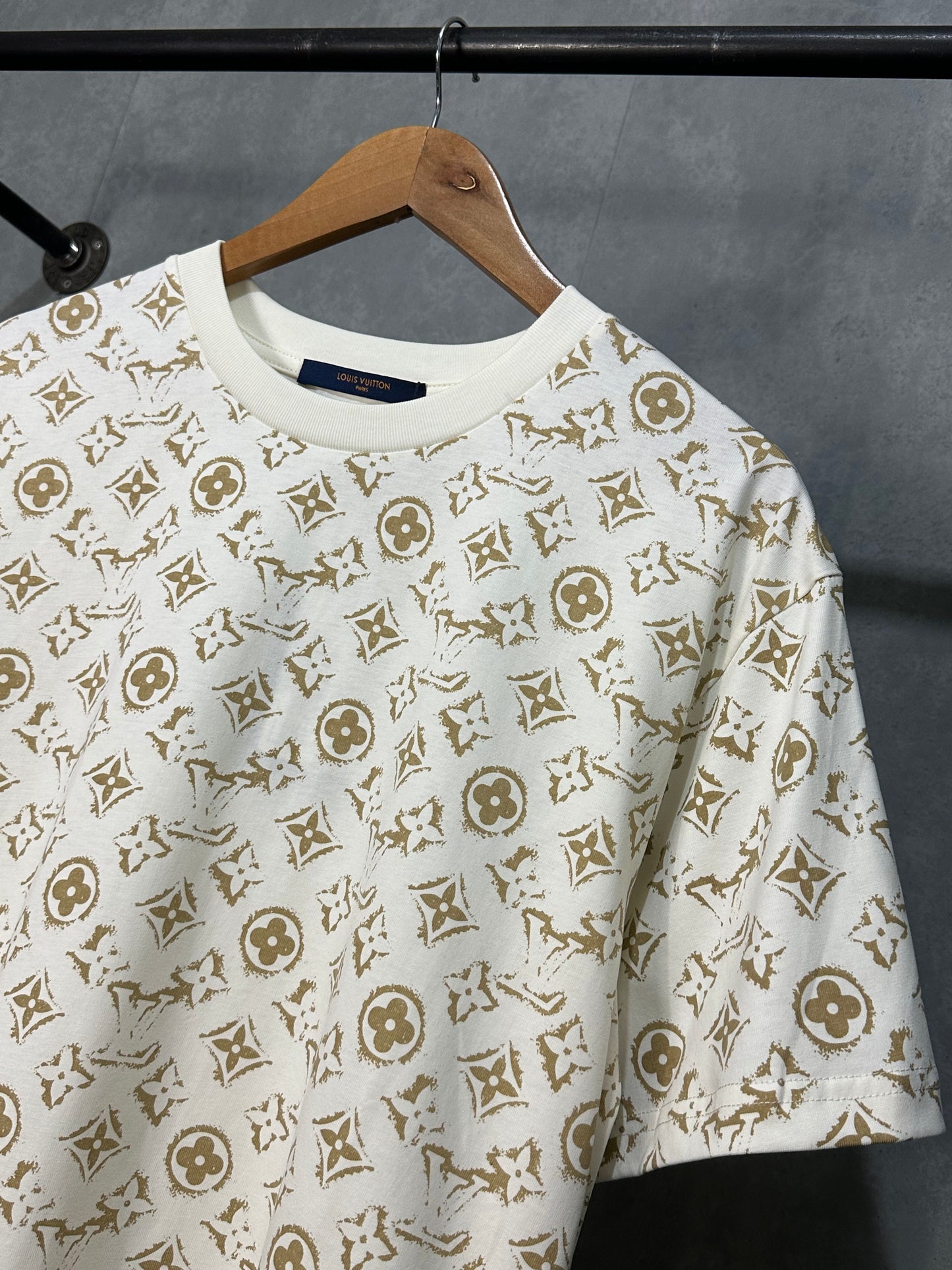 Louis Vuitton Mono T-Shirt (Cream/Apricot)