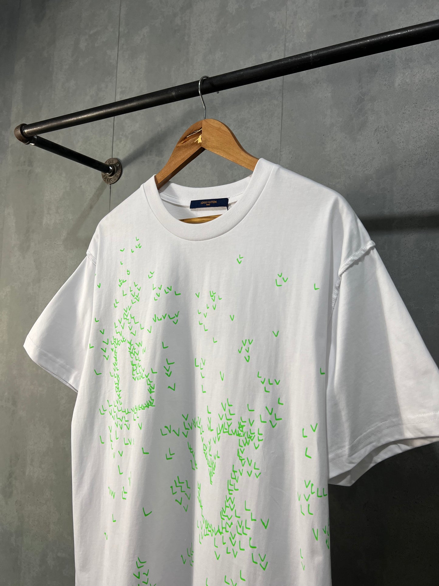 Louis Vuitton T-Shirt (White)