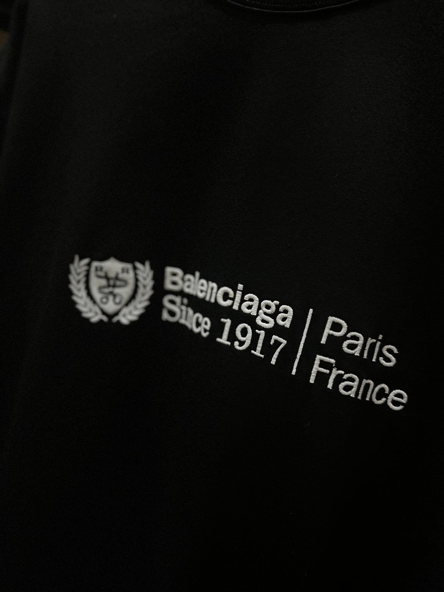 Balenciaga Institutional T-Shirt (Black/Embroid)