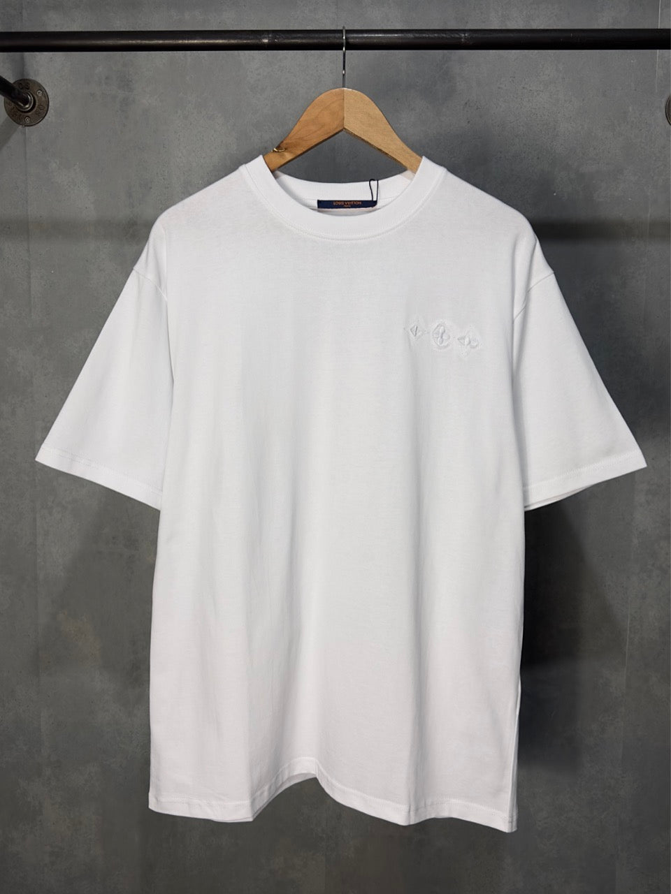 Louis Vuitton T-Shirt (White/Embroid)