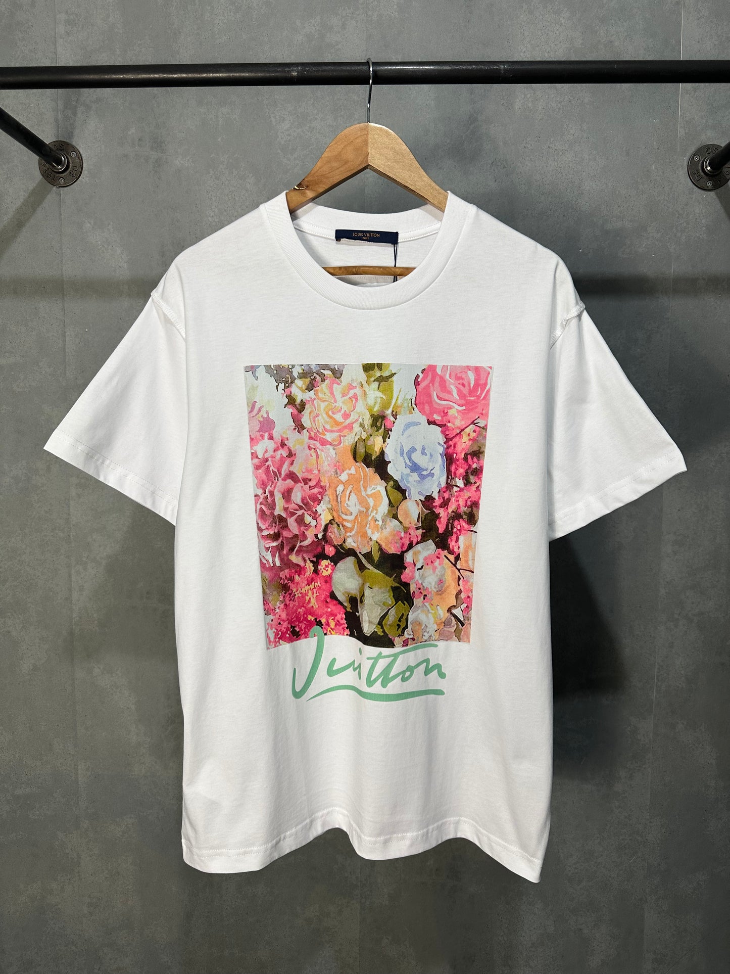 Louis Vuitton 2022 Flower Tapestry T-Shirt - Neutrals T-Shirts